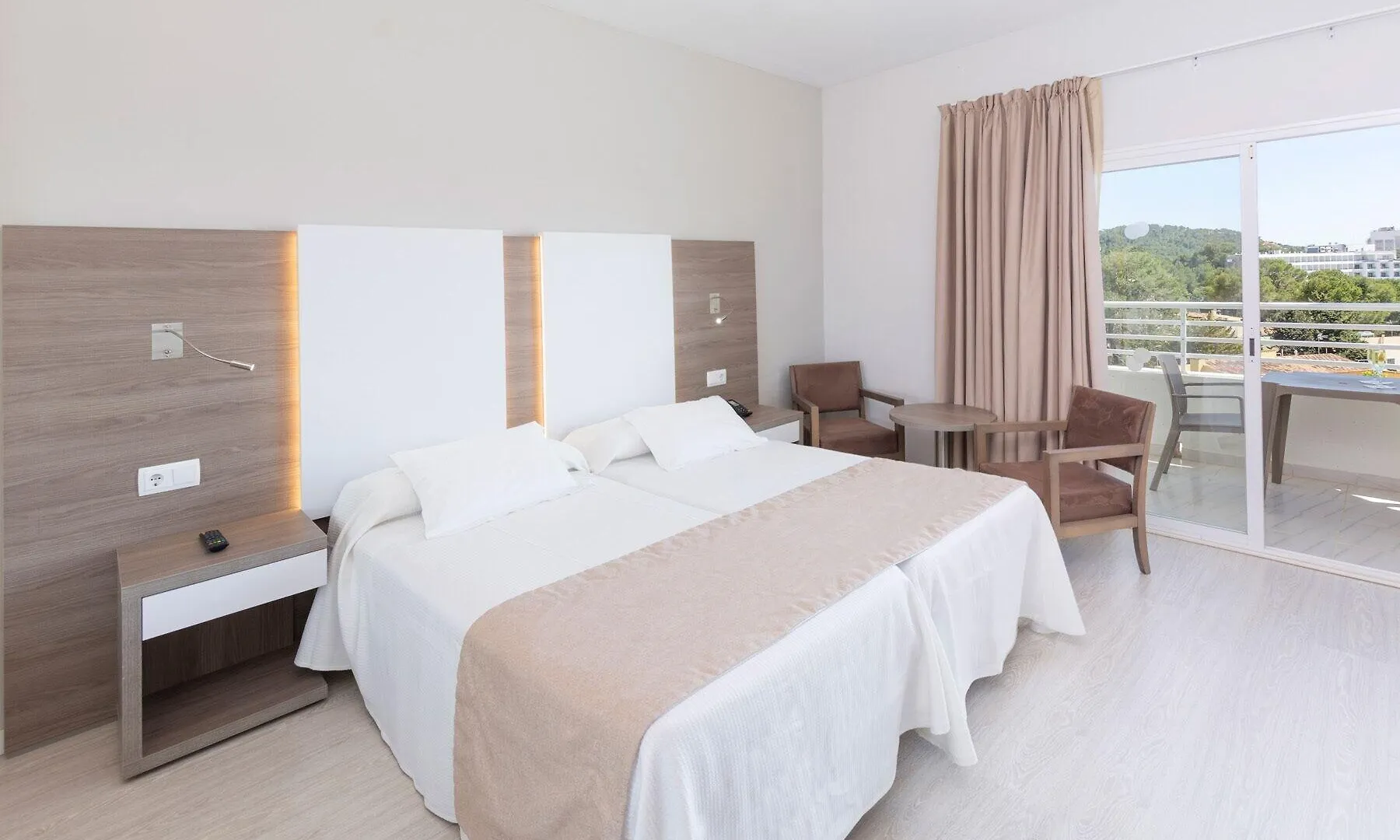 Mar Hotels Paguera & Spa  Peguera
